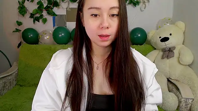 AlinaEleven online show from 13, 12, 2025