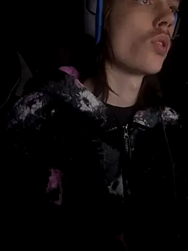 Snapshot of DkAuxier1 chatting on 15, 12, 2025 DkAuxier1 online show from 15, 12, 2025