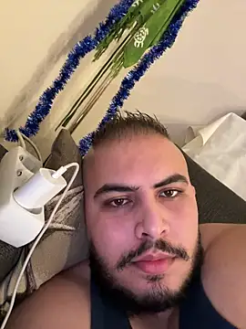 Snapshot of Darnold007 chatting on 13, 12, 2025 Darnold007 online show from 13, 12, 2025