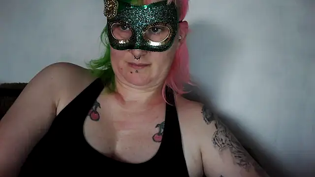 Snapshot of Xrubyyxx chatting on 1, 12, 2025 Xrubyyxx online show from 1, 12, 2025