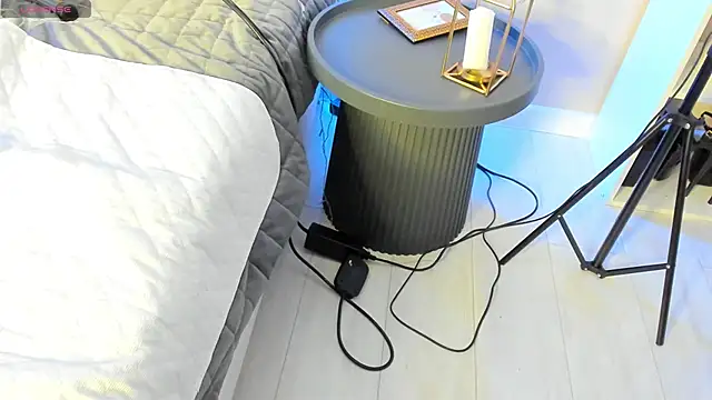 shinyluna1 online show from 23, 2, 2026