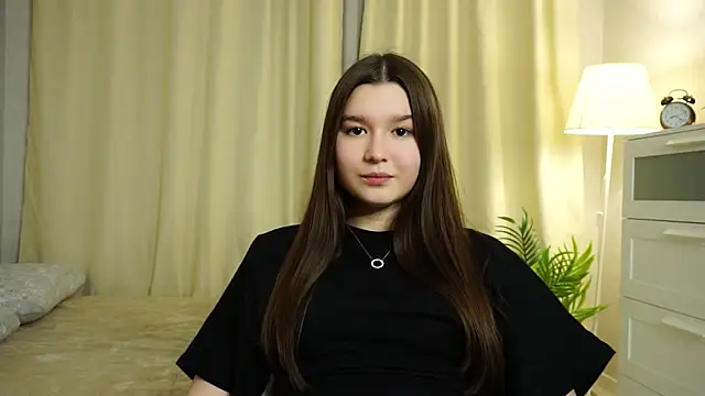 Snapshot of LidiaPasaye chatting on 3, 12, 2025 LidiaPasaye online show from 3, 12, 2025