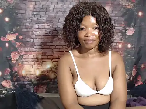 Bootyylicious online show from 2, 12, 2025