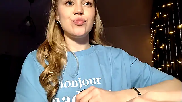 LunaPeony online show from 21, 3, 2026