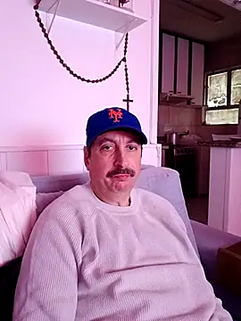 Snapshot of FocussedFreckle chatting on 14, 3, 2026 FocussedFreckle online show from 14, 3, 2026