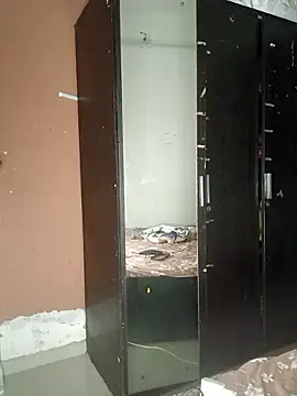 Snapshot of shilpa-singh chatting on 15, 1, 2026 shilpa-singh online show from 15, 1, 2026