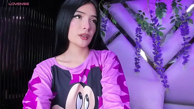 Snapshot of liinzy_rouse69 chatting on 19, 3, 2026 liinzy rouse69 online show from 19, 3, 2026