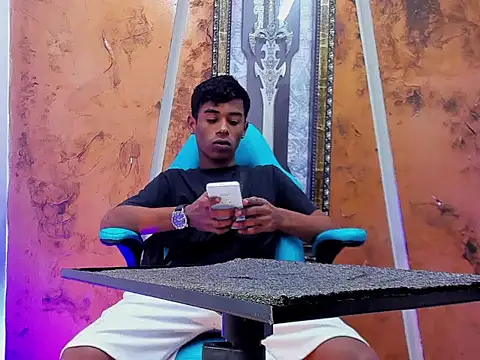 Snapshot of black_sweethot chatting on 2, 12, 2025 black sweethot online show from 2, 12, 2025