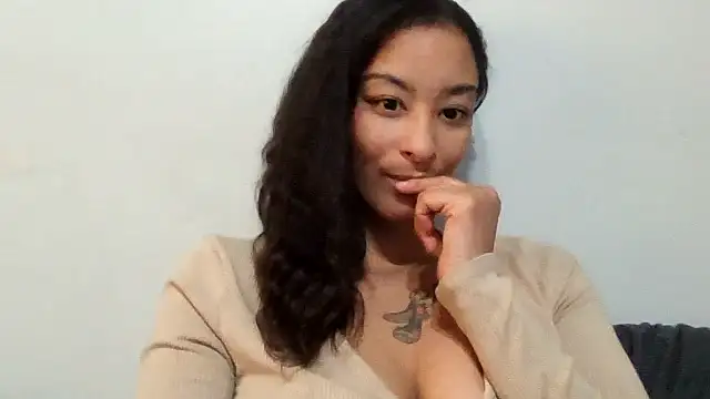 lokitabby5150 online show from 4, 12, 2025