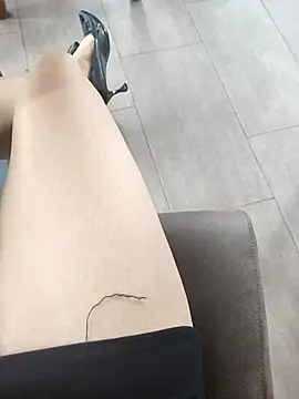 Miky Lyn online show from 15, 3, 2026