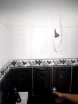 Valeria montana  online show from 14, 3, 2026