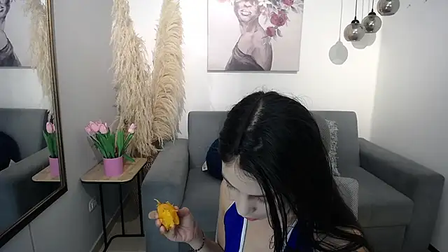 Snapshot of AdrianaTorres_ chatting on 25, 2, 2026 AdrianaTorres online show from 25, 2, 2026