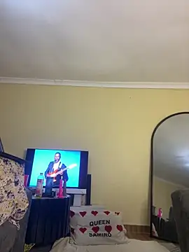 Snapshot of Privy001 chatting on 14, 12, 2025 Privy001 online show from 14, 12, 2025