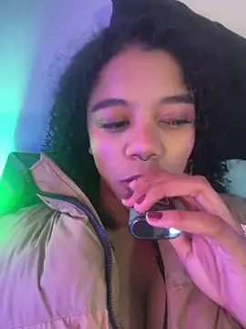 Snapshot of arianna_roxe chatting on 27, 2, 2026 arianna roxe online show from 27, 2, 2026