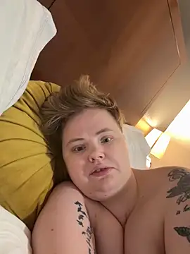 kimberlyAnnwilber96 online show from 2, 12, 2025