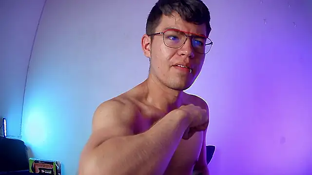 nicolatinboy online show from 22, 2, 2026