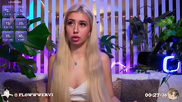 Snapshot of FlowweerGirl chatting on 22, 2, 2026 FlowweerGirl online show from 22, 2, 2026