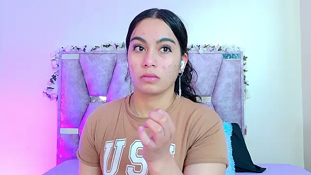 Snapshot of iris_and_damian chatting on 25, 3, 2026 iris and damian online show from 25, 3, 2026