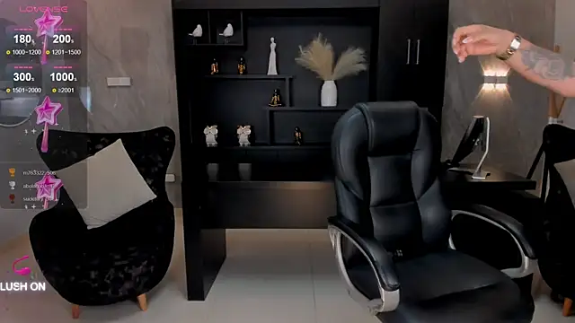 ChloeManson online show from 13, 12, 2024