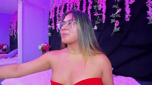 Snapshot of Freyaa_Millerr_ chatting on 17, 2, 2026 Freyaa Millerr online show from 17, 2, 2026