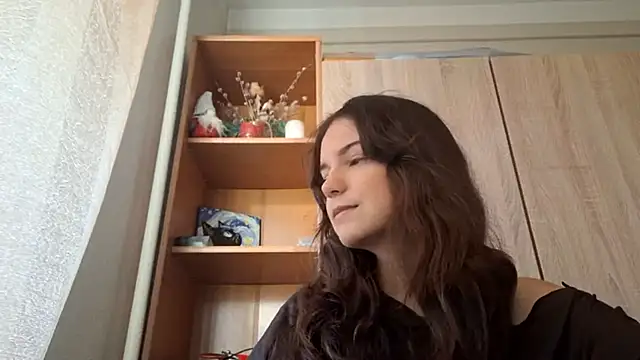 KellyKelik online show from 4, 2, 2026