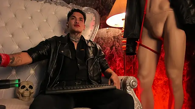 Snapshot of AlecBanne chatting on 6, 3, 2026 AlecBanne online show from 6, 3, 2026