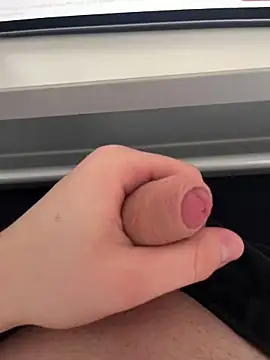 Snapshot of hannes256102 chatting on 6, 3, 2026 hannes256102 online show from 6, 3, 2026