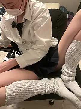 Snapshot of rin_rin_rin_rin chatting on 13, 2, 2026 rin rin rin rin online show from 13, 2, 2026