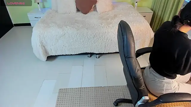 Snapshot of Celeste_Rous__ chatting on 10, 3, 2026 Celeste Rous online show from 10, 3, 2026