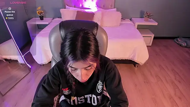 Snapshot of Celeste_Rous__ chatting on 27, 3, 2026 Celeste Rous online show from 27, 3, 2026