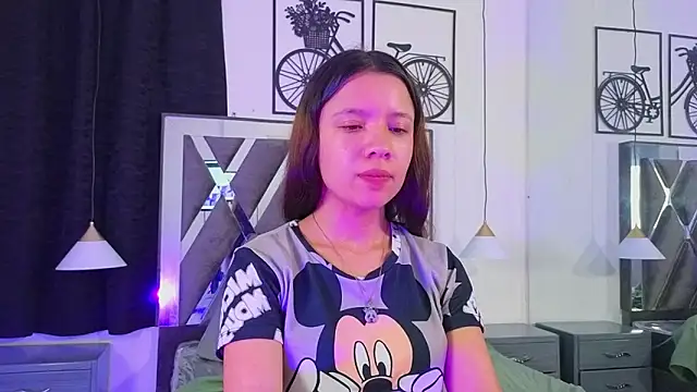 Snapshot of Hannah_stuart chatting on 7, 3, 2026 Hannah stuart online show from 7, 3, 2026