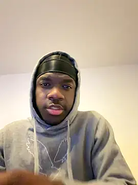 Snapshot of DopeeThreads chatting on 4, 12, 2025 DopeeThreads online show from 4, 12, 2025