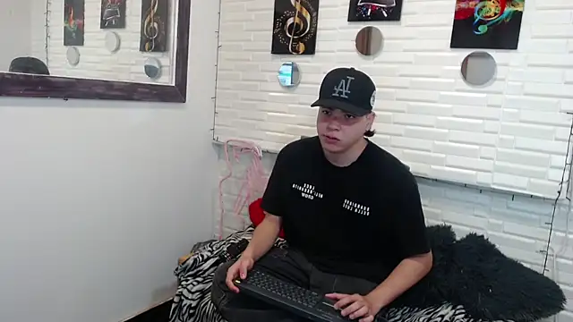 Dylan fooxx online show from 15, 12, 2025