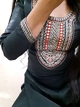 Riya rani8 online show from 13, 3, 2026