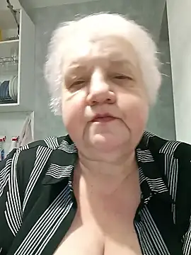 HapinessLovee online show from 6, 2, 2026