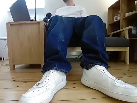 Snapshot of jonas_camboy chatting on 15, 3, 2026 jonas camboy online show from 15, 3, 2026