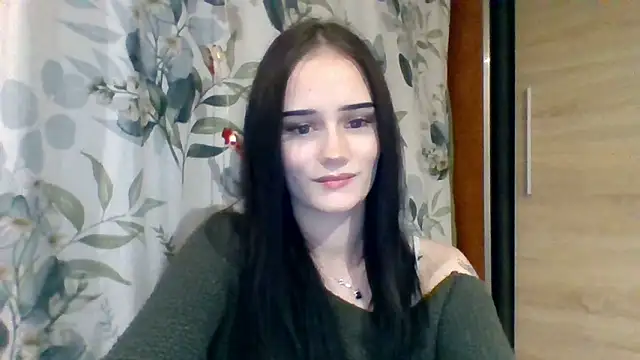 NinaTease online show from 17, 12, 2025