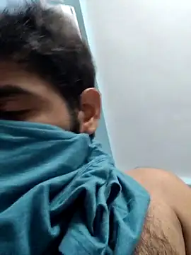 Snapshot of yoursbiswa chatting on 17, 12, 2025 yoursbiswa online show from 17, 12, 2025