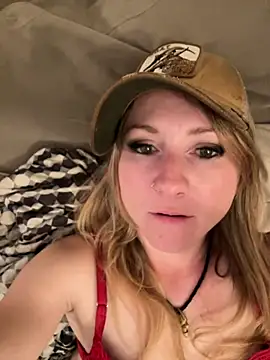 Snapshot of alluringpixie chatting on 6, 3, 2026 alluringpixie online show from 6, 3, 2026