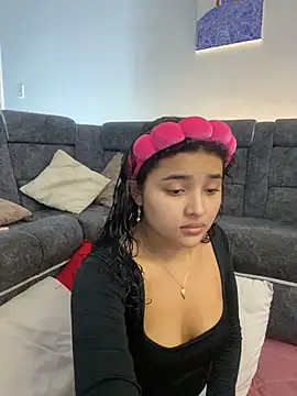 ladulcemary  online show from 6, 1, 2026