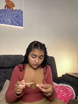 ladulcemary  online show from 21, 2, 2026