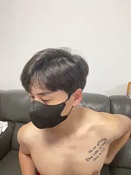 kimze7 online show from 17, 12, 2025