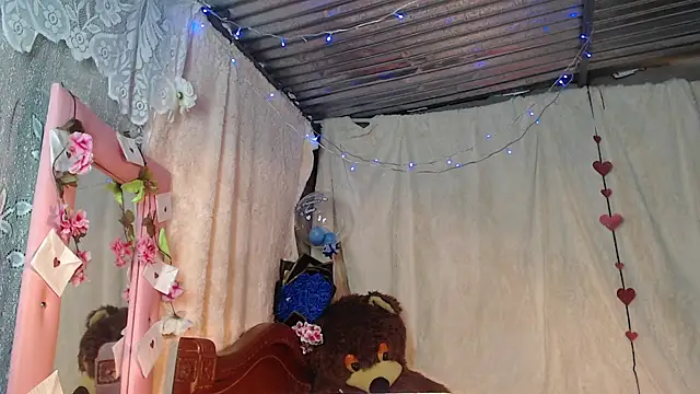 Snapshot of Princess_elia chatting on 12, 3, 2026 Princess elia online show from 12, 3, 2026