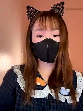 Snapshot of Miumeo20 chatting on 16, 12, 2025 Miumeo20 online show from 16, 12, 2025