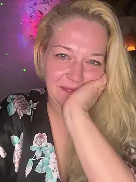 JenniferCarmen online show from 6, 1, 2026