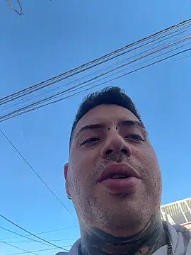 Snapshot of Marlokeo69 chatting on 13, 12, 2025 Marlokeo69 online show from 13, 12, 2025