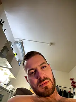 cheekycherryx online show from 18, 12, 2025