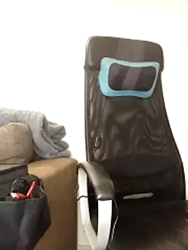 cheekycherryx online show from 26, 3, 2026