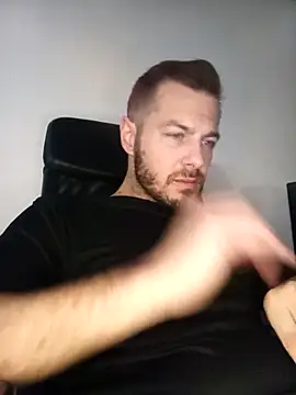 cheekycherryx online show from 29, 3, 2026