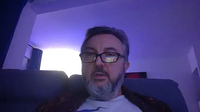 Snapshot of Esteban0613 chatting on 17, 12, 2025 Esteban0613 online show from 17, 12, 2025